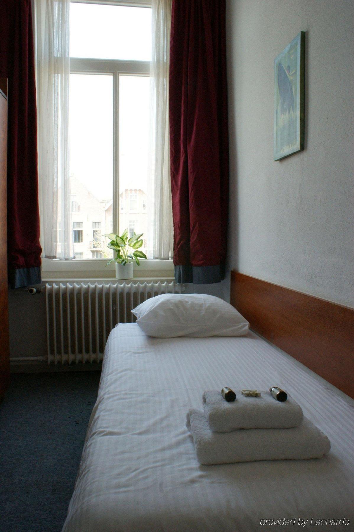 Hotel Benno Eindhoven Quarto foto